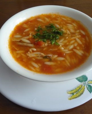 Şehriye Çorbası